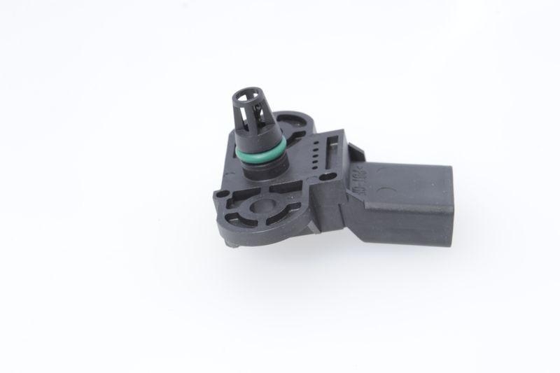 BOSCH 0 261 230 095 Sensor Ladedruck