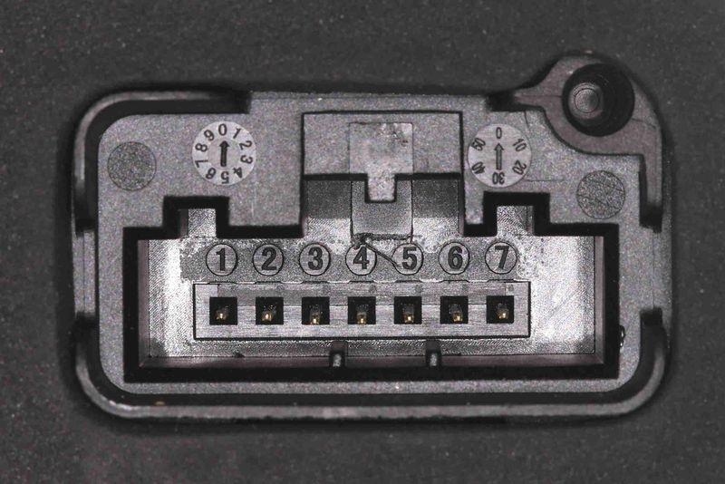 VEMO V10-85-2276 Türschloss vorne rechts für VW