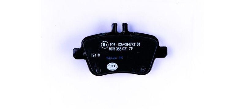 HELLA 8DB 355 021-791 Bremsbelagsatz, Scheibenbremsbelag für INFINITI/MB