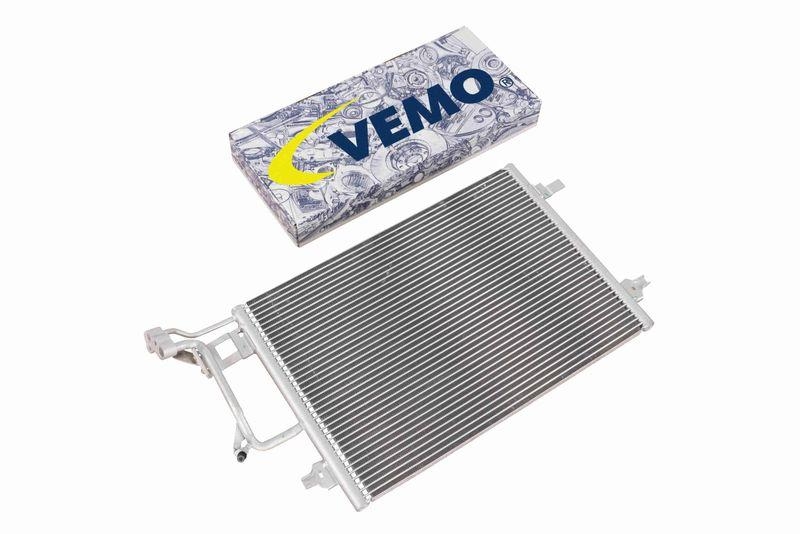 VEMO V15-62-1045 Kondensator, Klimaanlage 610 x 430 x 20 mm ohne Trockner für VW