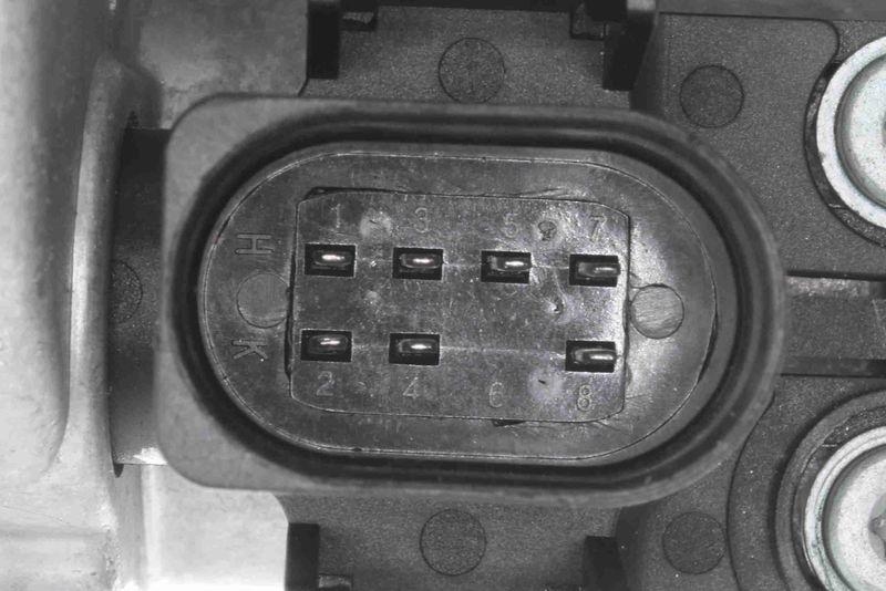 VEMO V10-81-0102 Drosselklappenstutzen elektrisch-mechanisch für SEAT