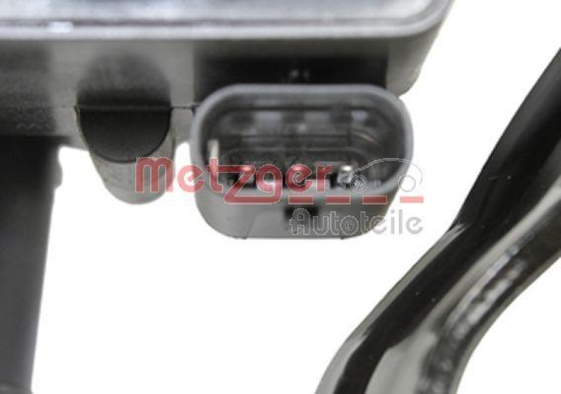 METZGER 2221036 Zusatzwasserpumpe für AUDI/SEAT/SKODA/VW MIT HALTER